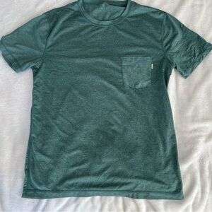 Vuori Performance Pocket Tee